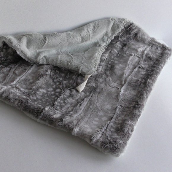 Gray Fawn Pet Comforting Calming Blanket - Picture 5 of 7